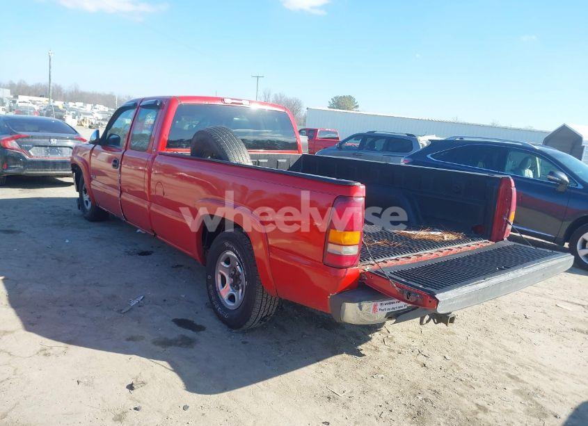 Photo 3 of 2002 Chevrolet Silverado 1500 LS (VIN 1GCEC19T82E155286)