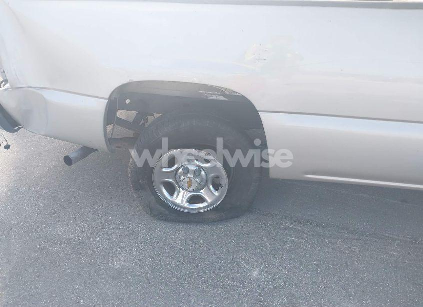 Photo 16 of 2004 Chevrolet Silverado 1500 LS (VIN 1GCEC19T84E311572)