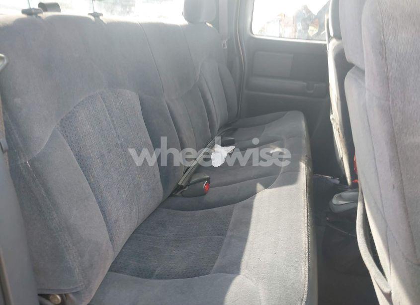 Photo 8 of 2004 Chevrolet Silverado 1500 LS (VIN 1GCEC19T84E311572)