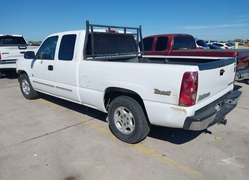 Photo 3 of 2003 Chevrolet Silverado 1500 LS (VIN 1GCEC19T93Z120590)