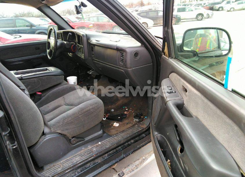 Photo 5 of 2003 Chevrolet Silverado 1500 LS (VIN 1GCEC19T93Z189490)