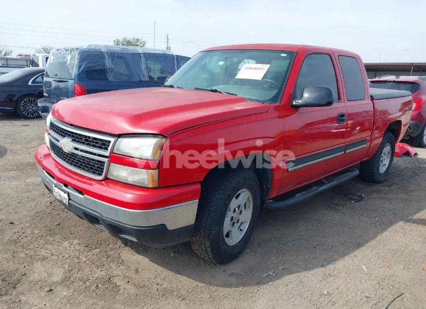 Photo 2 of 2006 Chevrolet Silverado 1500 LT1 (VIN 1GCEC19T96Z265665)