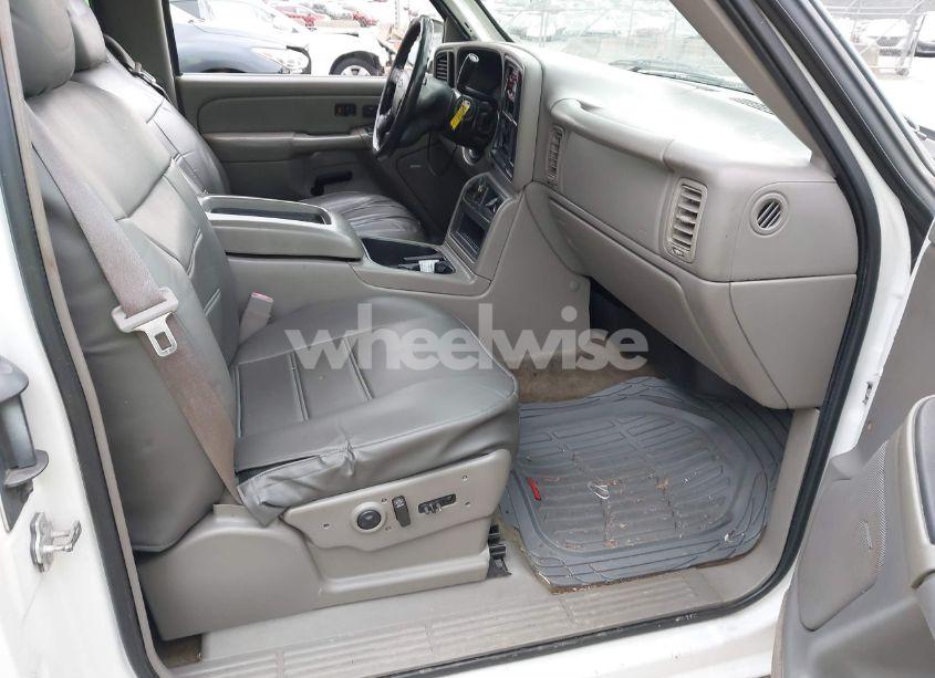 Photo 5 of 2004 Chevrolet Silverado 1500 LT (VIN 1GCEC19TX4Z316927)