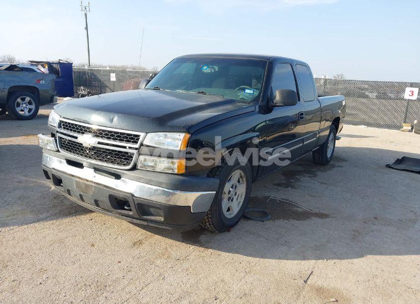 Photo 2 of 2007 Chevrolet Silverado 1500 CLASSIC LS (VIN 1GCEC19TX7Z149554)