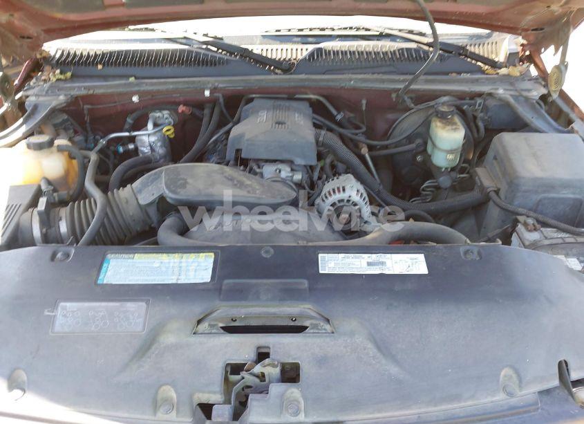 Photo 10 of 2000 Chevrolet Silverado 1500 LS (VIN 1GCEC19TXYZ179798)