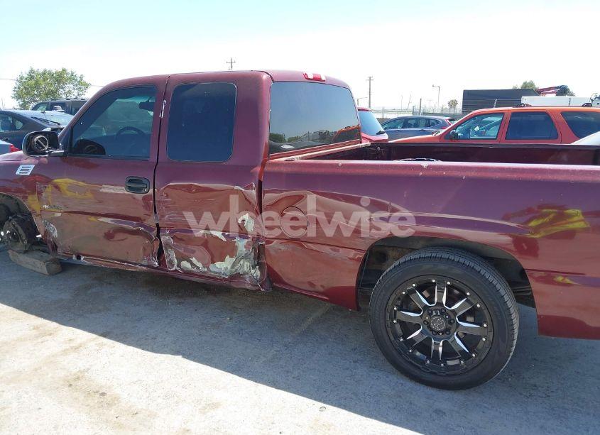 Photo 15 of 2000 Chevrolet Silverado 1500 LS (VIN 1GCEC19TXYZ179798)