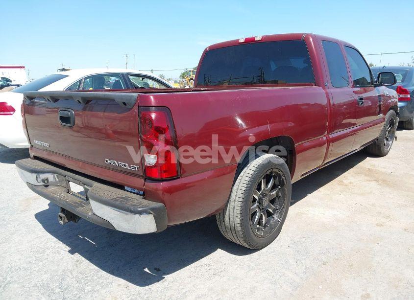 Photo 4 of 2000 Chevrolet Silverado 1500 LS (VIN 1GCEC19TXYZ179798)