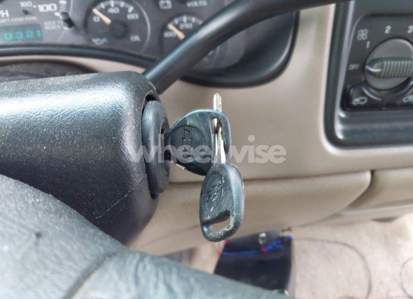 Photo 11 of 2002 Chevrolet Silverado 1500 LS (VIN 1GCEC19V02Z213790)