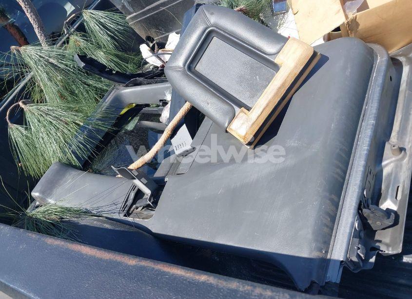 Photo 11 of 2006 Chevrolet Silverado 1500 LT1 (VIN 1GCEC19V06Z206831)