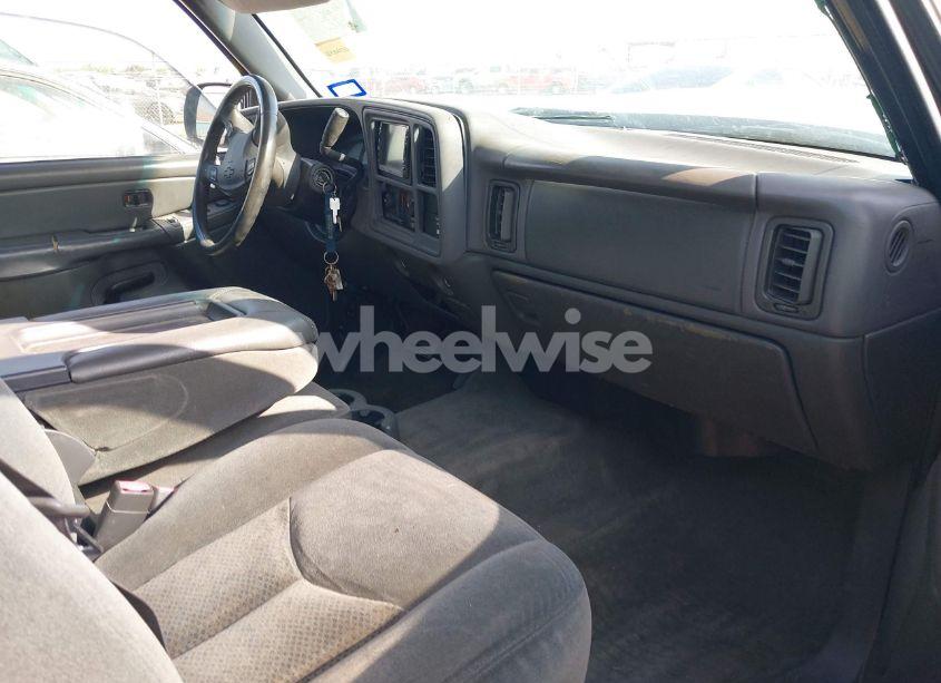 Photo 5 of 2004 Chevrolet Silverado 1500 LS (VIN 1GCEC19V14Z150959)