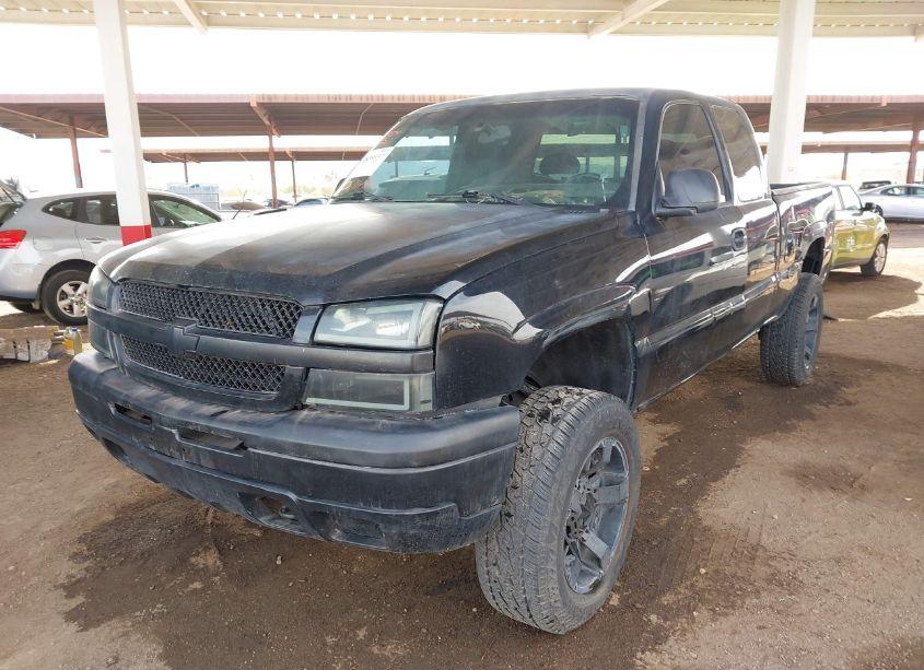 Photo 2 of 2004 Chevrolet Silverado 1500 LS (VIN 1GCEC19V14Z338915)