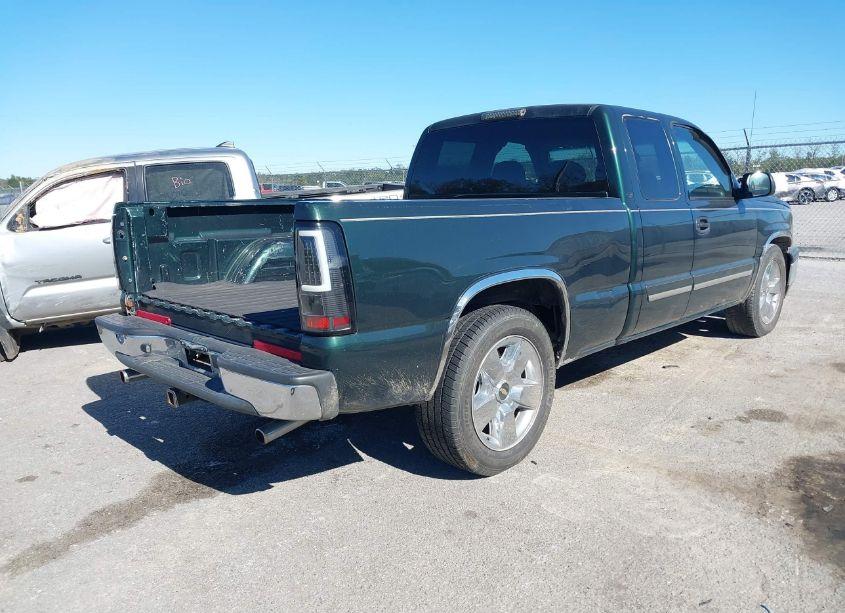 Photo 4 of 2006 Chevrolet Silverado 1500 LT1 (VIN 1GCEC19V16Z161673)