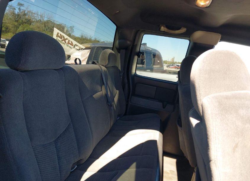 Photo 8 of 2006 Chevrolet Silverado 1500 LT1 (VIN 1GCEC19V16Z161673)