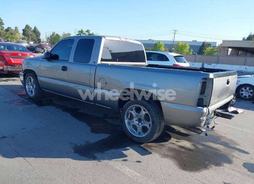 Photo 3 of 2006 Chevrolet Silverado 1500 LT1 (VIN 1GCEC19V16Z239871)