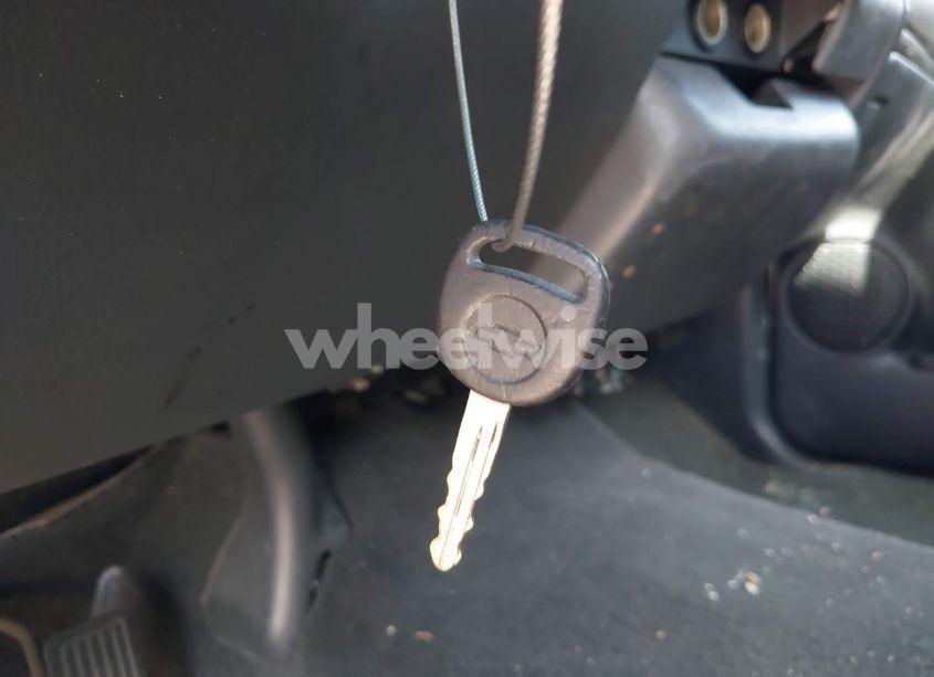 Photo 11 of 1999 Chevrolet Silverado 1500 (VIN 1GCEC19V1XZ189717)