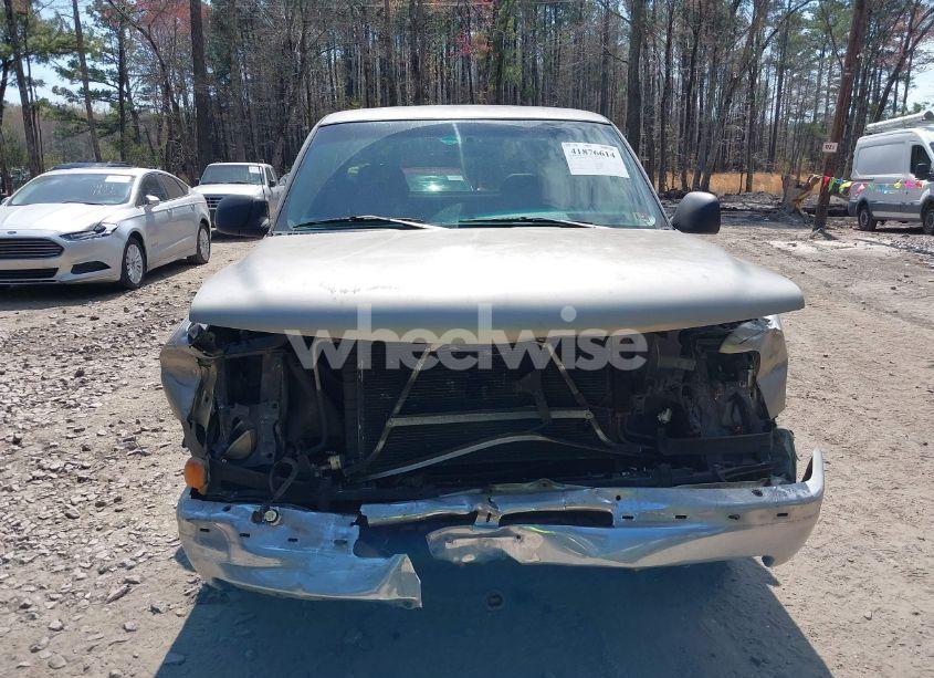 Photo 12 of 1999 Chevrolet Silverado 1500 (VIN 1GCEC19V1XZ189717)