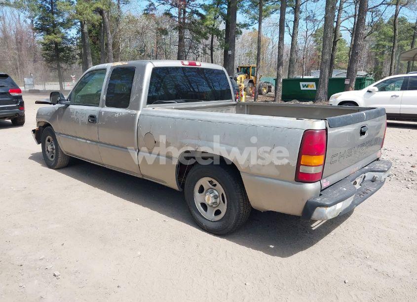 Photo 3 of 1999 Chevrolet Silverado 1500 (VIN 1GCEC19V1XZ189717)