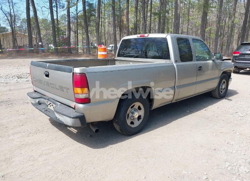 Photo 4 of 1999 Chevrolet Silverado 1500 (VIN 1GCEC19V1XZ189717)