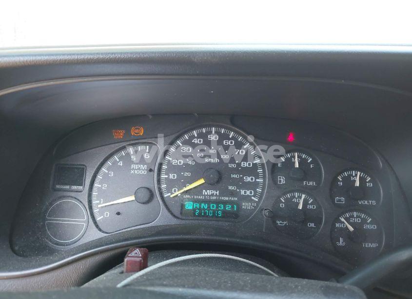 Photo 7 of 1999 Chevrolet Silverado 1500 (VIN 1GCEC19V1XZ189717)