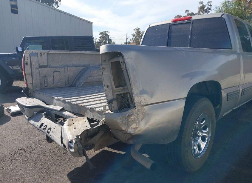 Photo 6 of 2001 Chevrolet Silverado 1500 LS (VIN 1GCEC19V21Z192732)