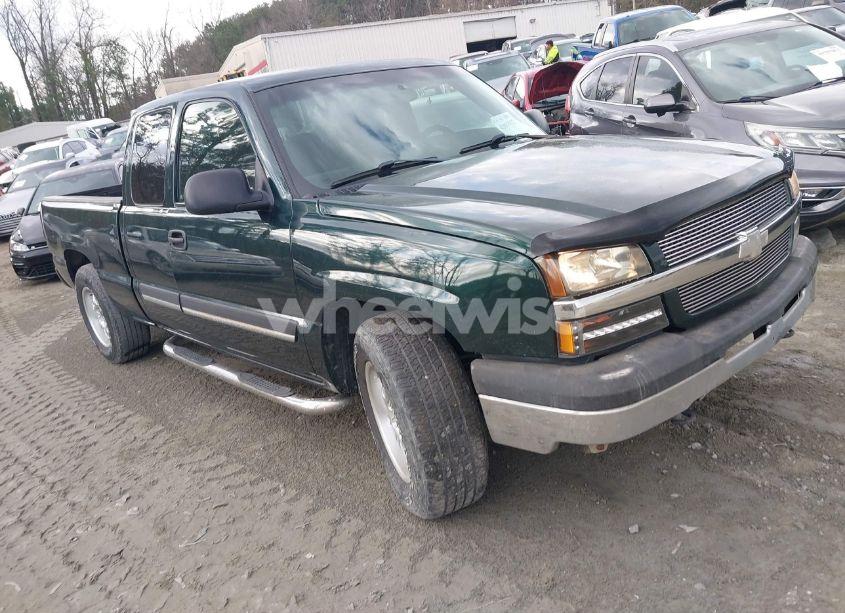 2003 Chevrolet Silverado 1500 (VIN 1GCEC19V23Z151813) main photo