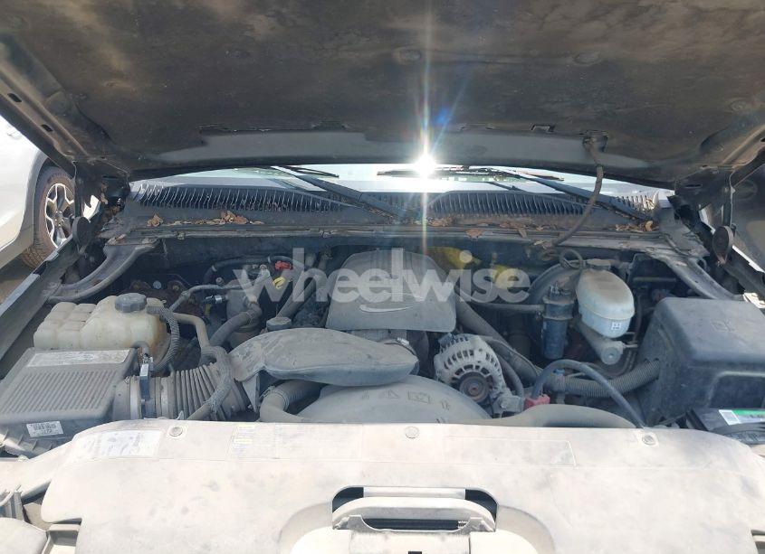 Photo 10 of 2004 Chevrolet Silverado 1500 LS (VIN 1GCEC19V24Z240928)