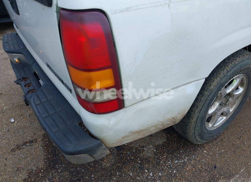 Photo 12 of 2005 Chevrolet Silverado 1500 LS (VIN 1GCEC19V25Z284977)