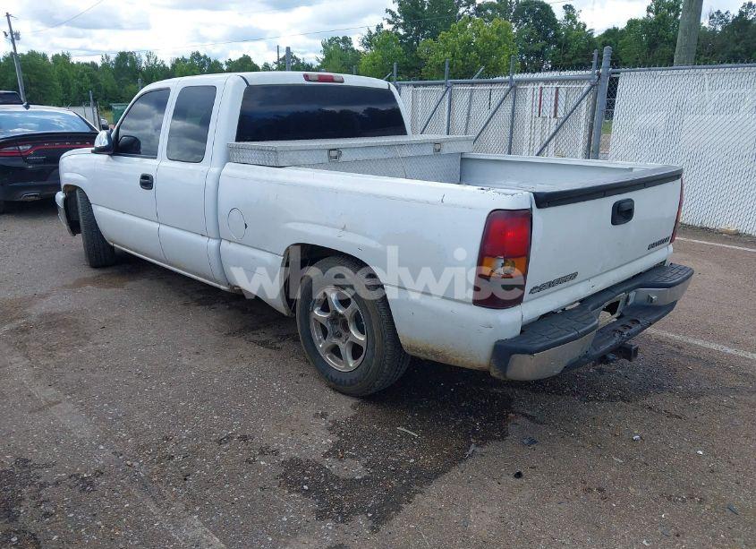 Photo 3 of 2005 Chevrolet Silverado 1500 LS (VIN 1GCEC19V25Z284977)