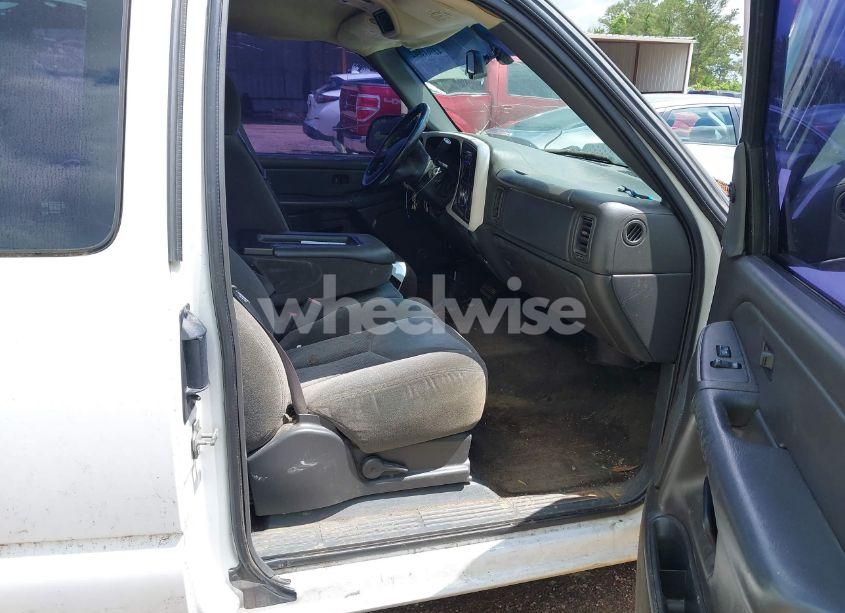 Photo 5 of 2005 Chevrolet Silverado 1500 LS (VIN 1GCEC19V25Z284977)