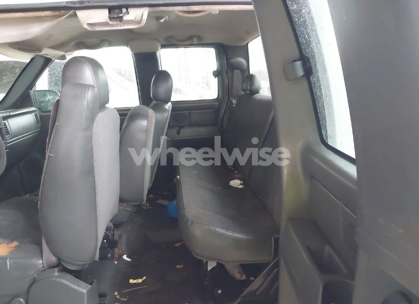 Photo 8 of 2007 Chevrolet Silverado 1500 CLASSIC WORK TRUCK (VIN 1GCEC19V37Z207215)