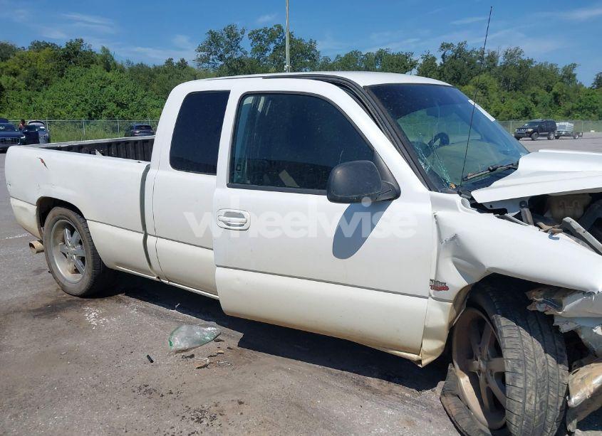 Photo 13 of 2006 Chevrolet Silverado 1500 LT1 (VIN 1GCEC19V46Z210980)