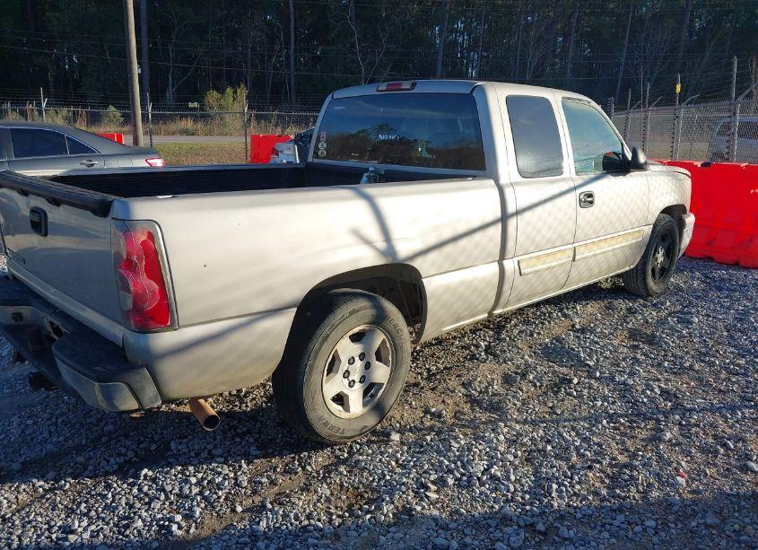 Photo 4 of 2007 Chevrolet Silverado 1500 CLASSIC LT1 (VIN 1GCEC19V47Z169428)