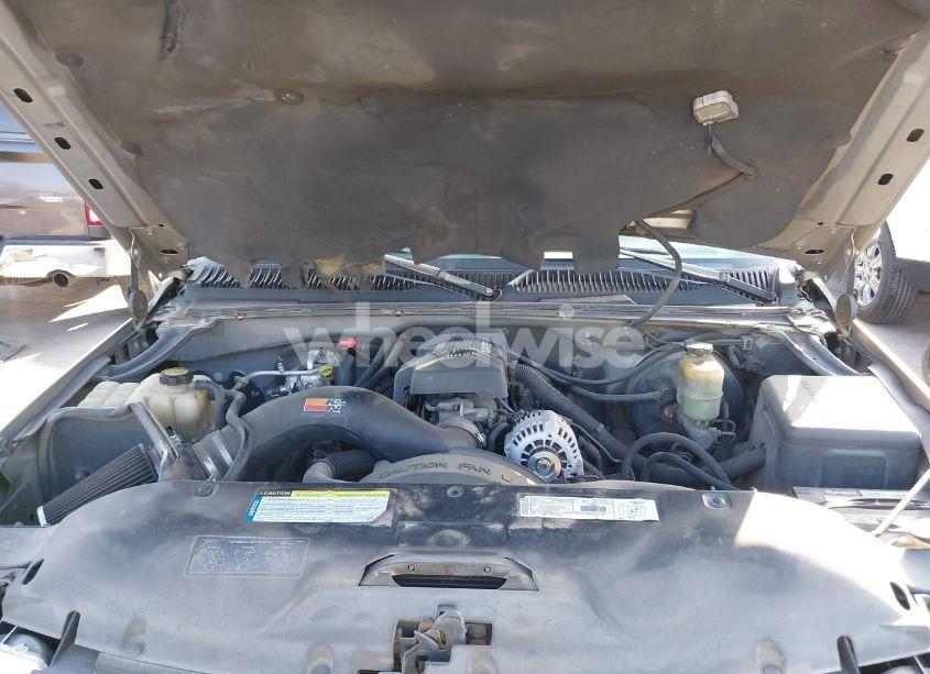 Photo 10 of 1999 Chevrolet Silverado 1500 LS (VIN 1GCEC19V4XZ179327)