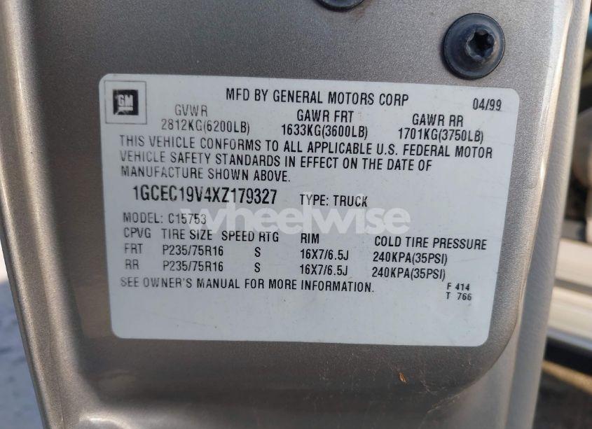 Photo 9 of 1999 Chevrolet Silverado 1500 LS (VIN 1GCEC19V4XZ179327)