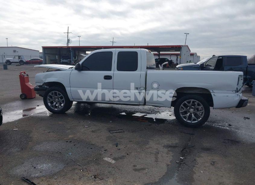 Photo 15 of 2004 Chevrolet Silverado 1500 LS (VIN 1GCEC19V54Z353580)