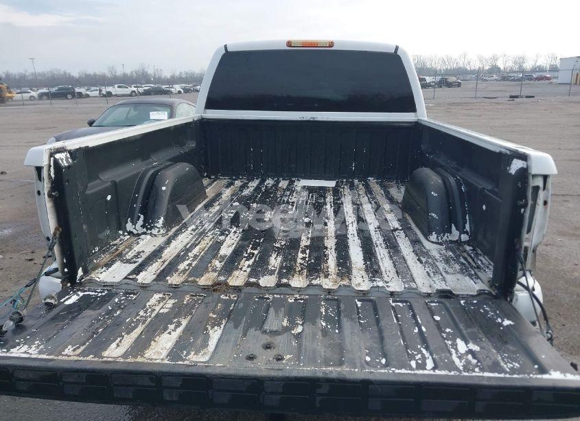 Photo 8 of 2004 Chevrolet Silverado 1500 LS (VIN 1GCEC19V54Z353580)