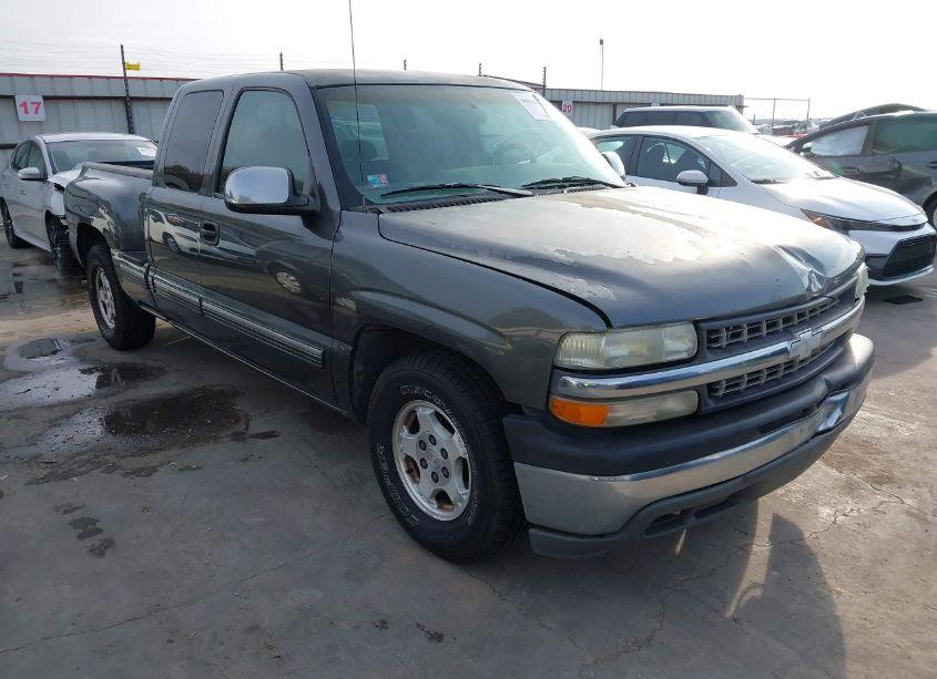 1999 Chevrolet Silverado 1500 LS (VIN 1GCEC19V5XZ173021) main photo