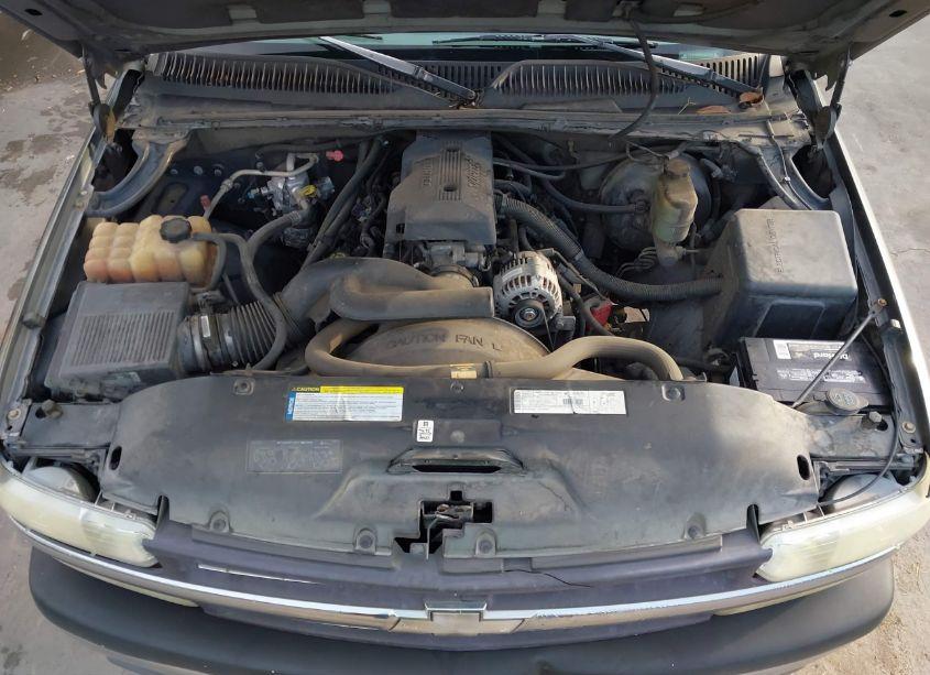 Photo 10 of 1999 Chevrolet Silverado 1500 LS (VIN 1GCEC19V5XZ173021)