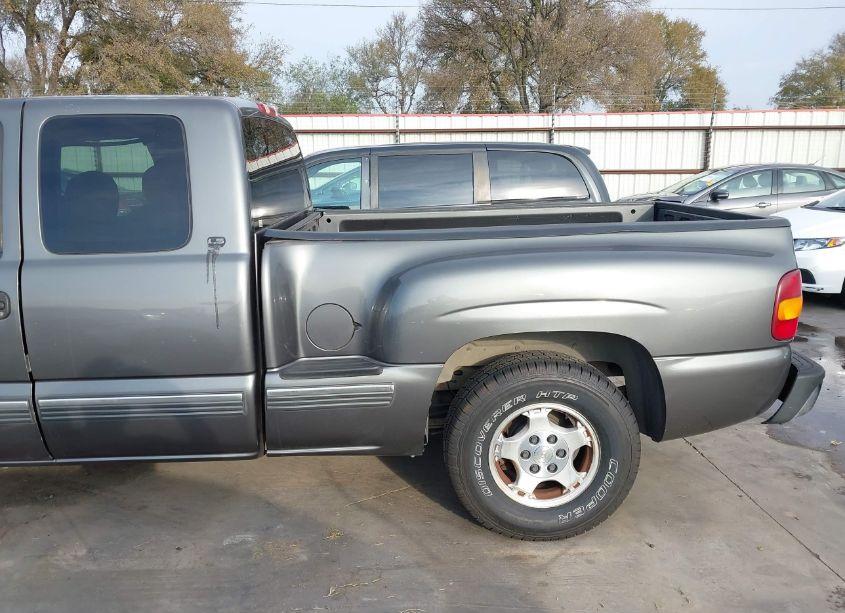 Photo 19 of 1999 Chevrolet Silverado 1500 LS (VIN 1GCEC19V5XZ173021)