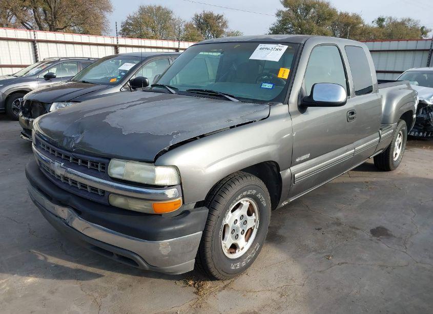 Photo 6 of 1999 Chevrolet Silverado 1500 LS (VIN 1GCEC19V5XZ173021)
