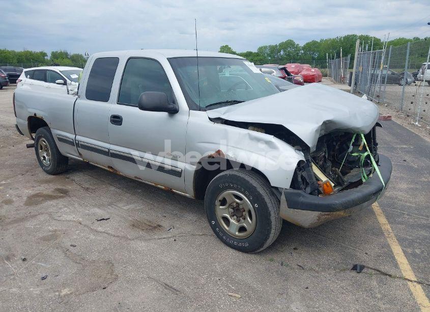 2001 Chevrolet Silverado 1500 LS (VIN 1GCEC19V61Z247067) main photo