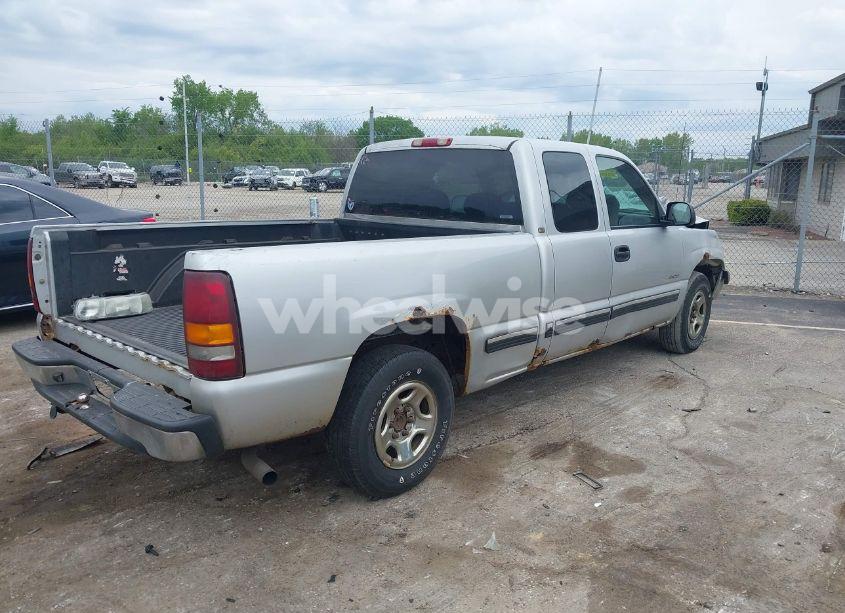 Photo 4 of 2001 Chevrolet Silverado 1500 LS (VIN 1GCEC19V61Z247067)