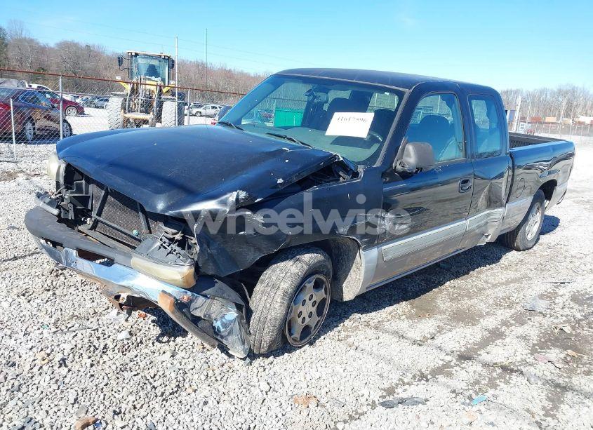 Photo 2 of 2004 Chevrolet Silverado 1500 LS (VIN 1GCEC19V64Z228099)