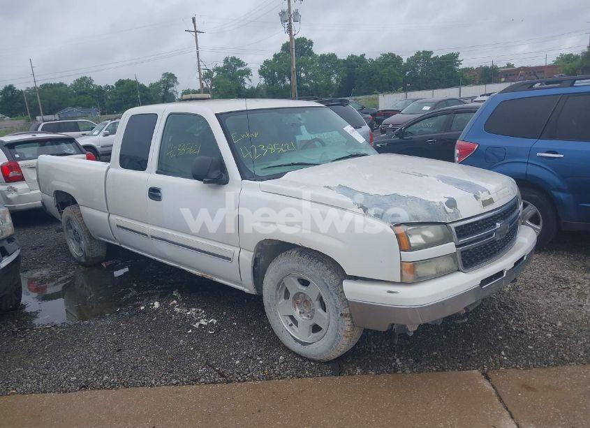 2007 Chevrolet Silverado 1500 CLASSIC LT1 (VIN 1GCEC19V87Z167827) main photo