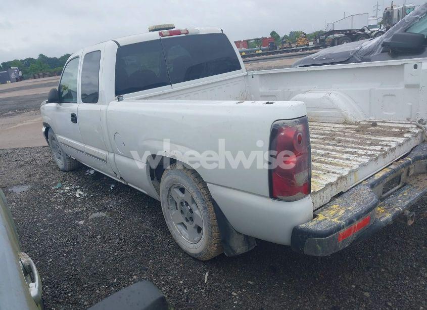 Photo 3 of 2007 Chevrolet Silverado 1500 CLASSIC LT1 (VIN 1GCEC19V87Z167827)