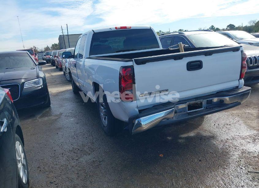 Photo 3 of 2007 Chevrolet Silverado 1500 CLASSIC LT1 (VIN 1GCEC19V87Z170212)