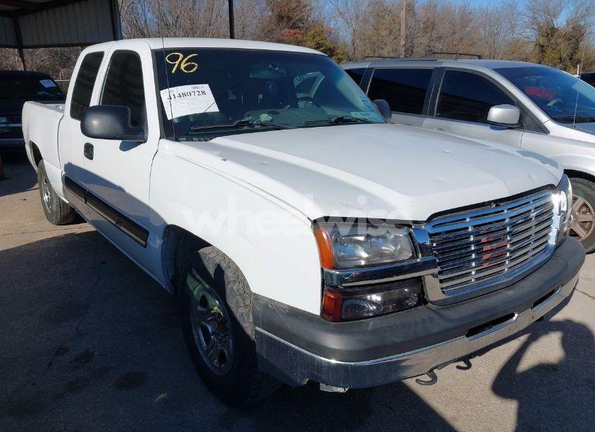 2004 Chevrolet Silverado 1500 (VIN 1GCEC19V94Z304298) main photo