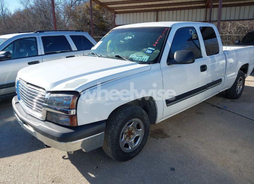 Photo 2 of 2004 Chevrolet Silverado 1500 (VIN 1GCEC19V94Z304298)