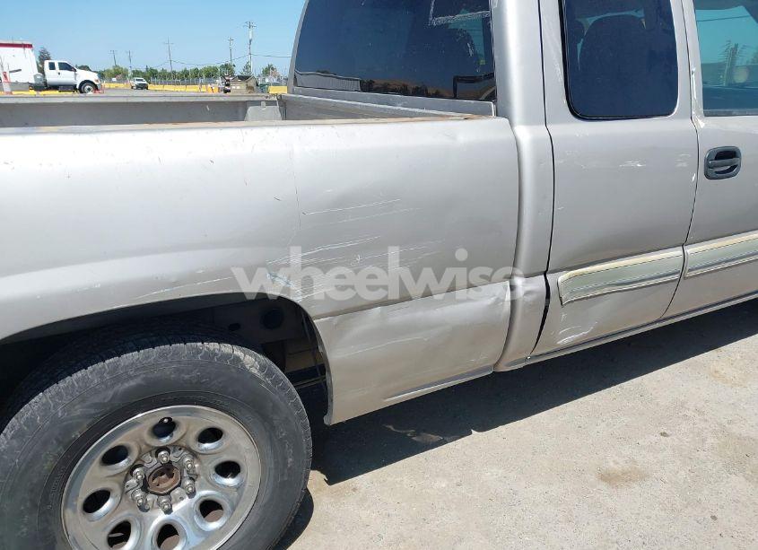 Photo 12 of 2005 Chevrolet Silverado 1500 LS (VIN 1GCEC19V95Z358315)