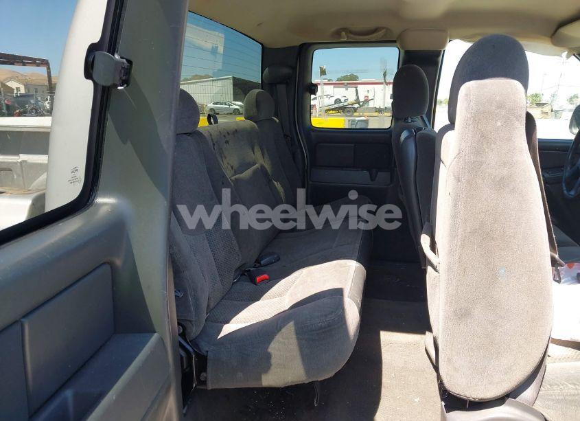 Photo 8 of 2005 Chevrolet Silverado 1500 LS (VIN 1GCEC19V95Z358315)